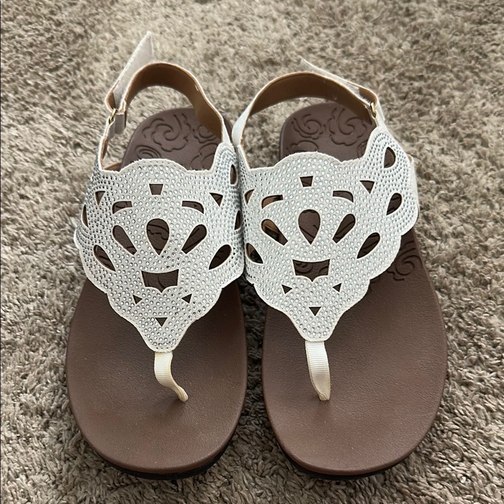 NEW! White and Brown Leather Sandals by Rockport
